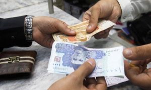 پیٹرولیم لیوی وصولیوں میں ریکارڈ اضافہ، ڈیڑھ ماہ میں 180 ارب سے زائد جمع