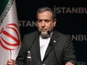 اسلام آباد میں اہم سفارتی سرگرمیاں: عباس عراقچی آج پاکستان پہنچیں گے، امن مذاکرات متوقع