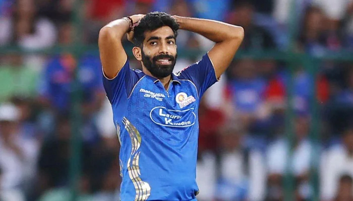 جسپریت بمراہ نے ٹی 20 کرکٹ کی تاریخ کا ناپسندیدہ ریکارڈ اپنے نام کر لیا