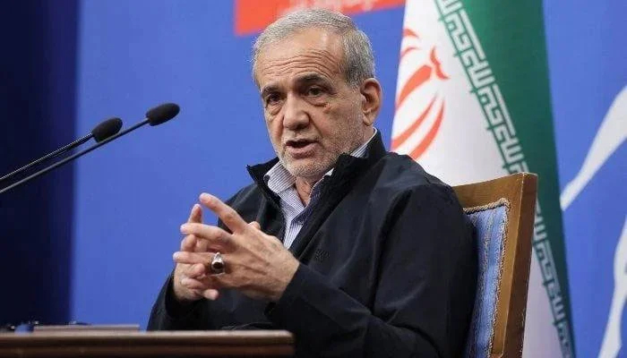 ایرانی صدر کے استعفے کی خبروں کی تردید، حکومت اور پاسدارانِ انقلاب میں اختلافات کی اطلاعات